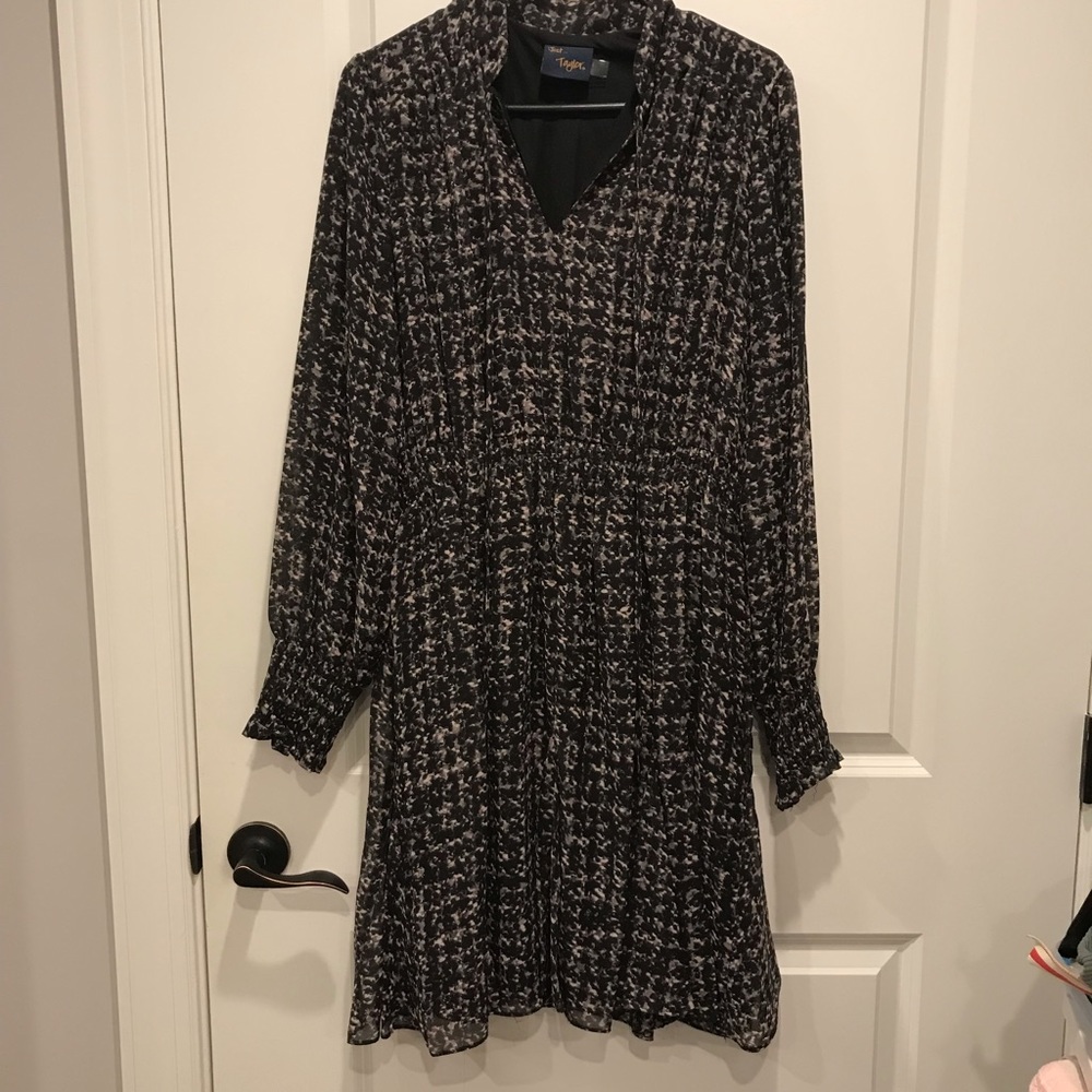Ladies long sleeve dress